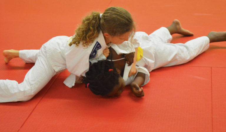 Combat de judo filles